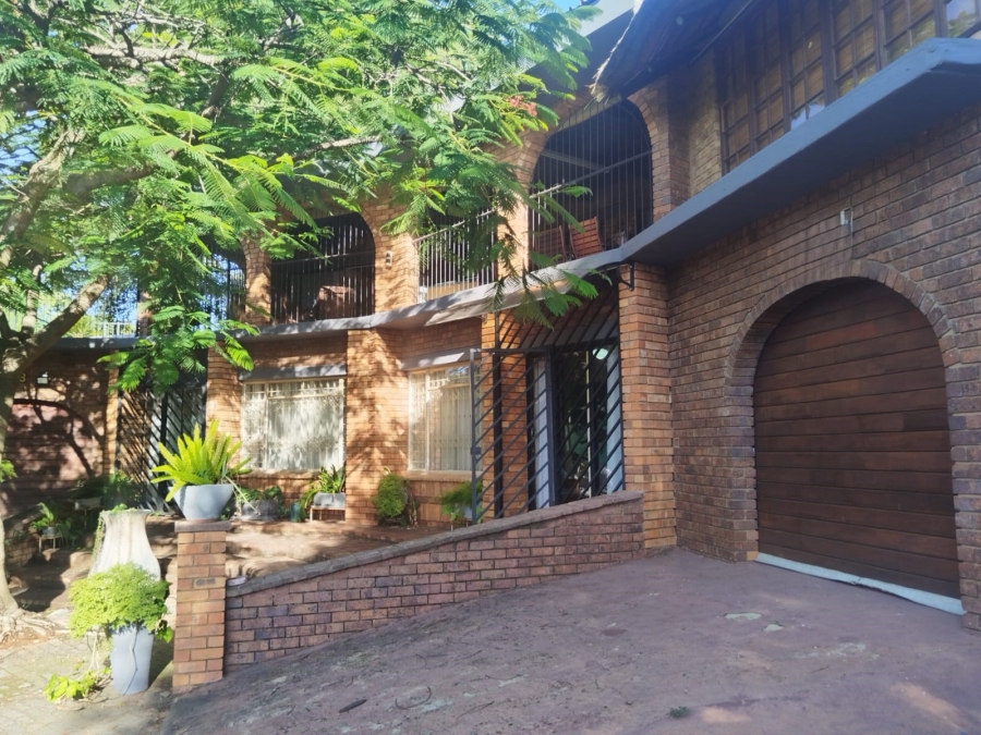 4 Bedroom Property for Sale in Elandsrand North West